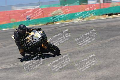 media/Jun-05-2022-WERA (Sun) [[64b01df28d]]/Race 3 C Superbike Expert Novice/